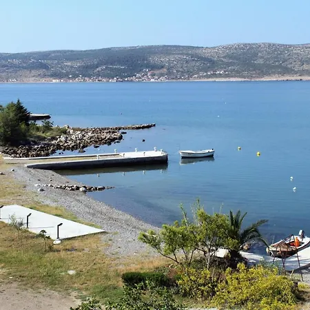 With A Parking Space Seline, Paklenica - 17390 Starigrad-Paklenica